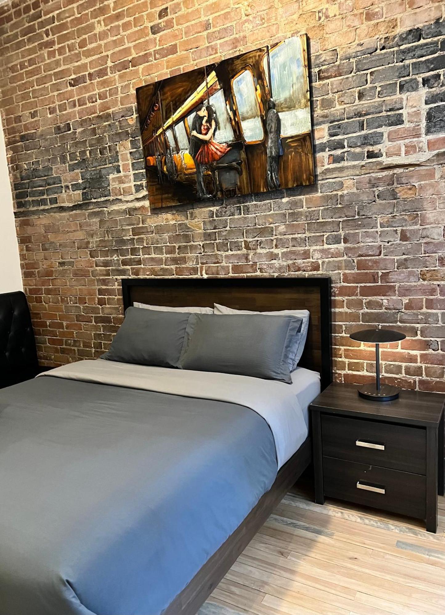 Elegant 1 Bedroom Apartment In Old Port - 202 Montréal Esterno foto